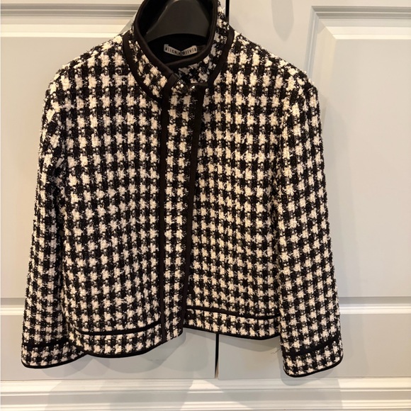 ALICE +OLIVIA Corwin Jacket - Picture 6 of 15